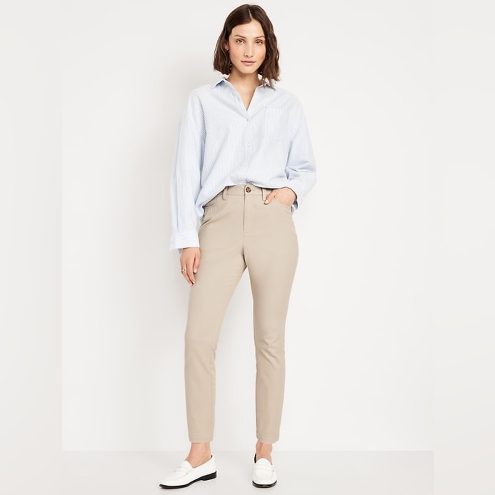 Old Navy Beige Skinny Pants